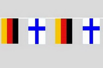 Flaggenkette Deutschland - Finnland