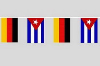 Flaggenkette Deutschland - Kuba