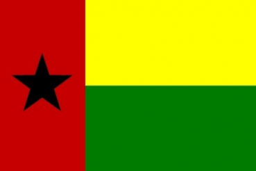 Tischflagge Guinea Bissau 10x15cm mit Ständer Tischfahne Miniflagge